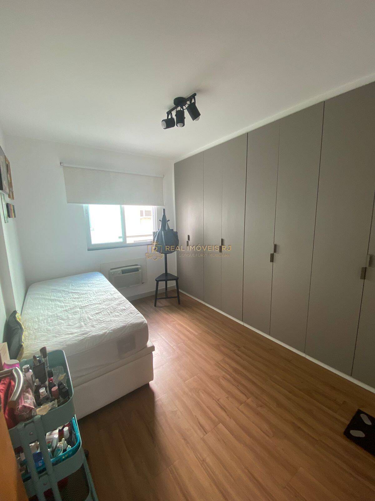 Apartamento à venda com 2 quartos, 81m² - Foto 7