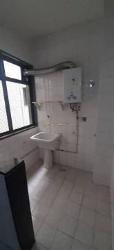 Apartamento à venda com 2 quartos, 80m² - Foto 2