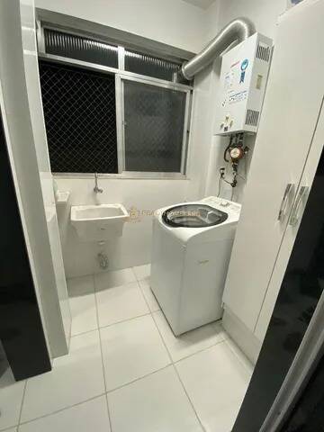 Apartamento à venda com 3 quartos, 92m² - Foto 10