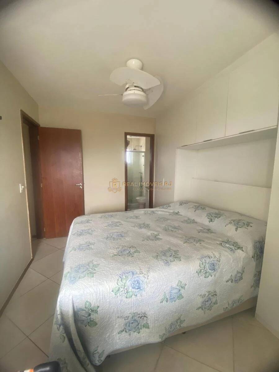 Apartamento à venda com 3 quartos, 93m² - Foto 13