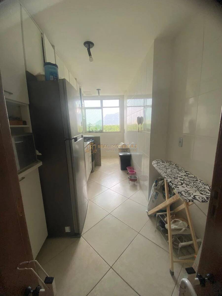 Apartamento à venda com 3 quartos, 93m² - Foto 25