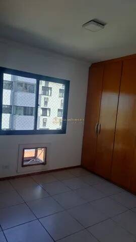 Apartamento à venda com 2 quartos, 67m² - Foto 9