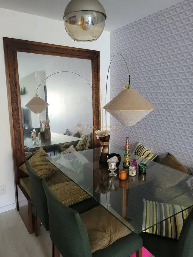 Apartamento à venda com 2 quartos, 77m² - Foto 3