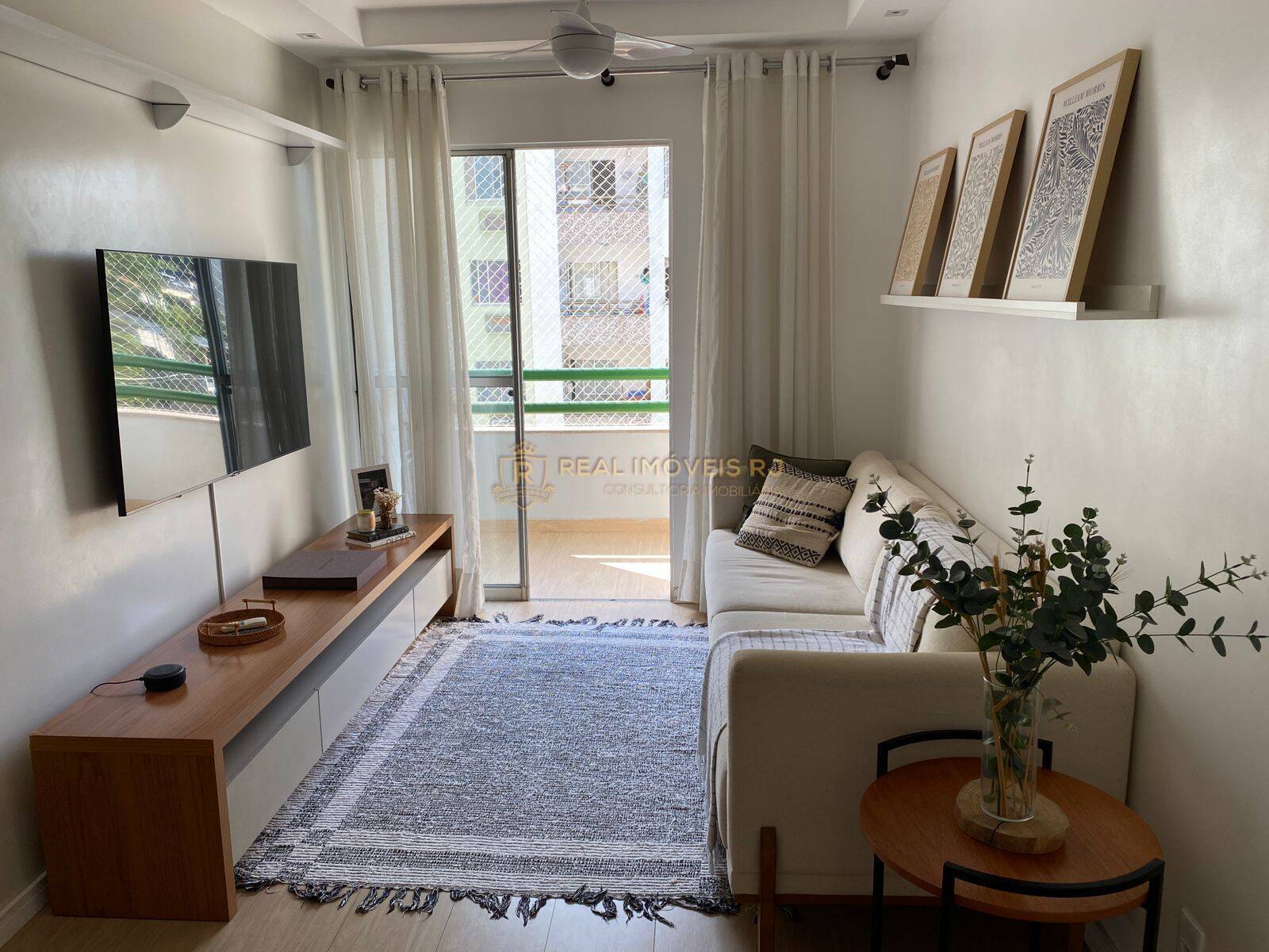 Apartamento à venda com 2 quartos, 64m² - Foto 4