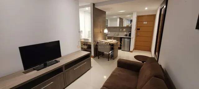 Apartamento à venda com 1 quarto, 36m² - Foto 2