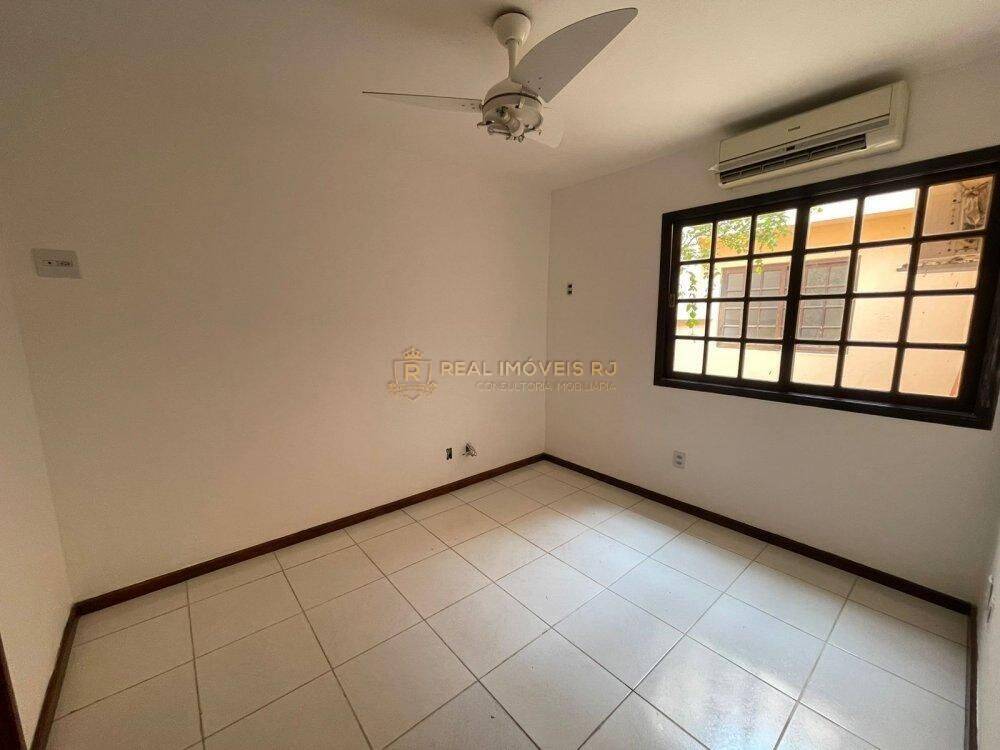 Casa à venda com 3 quartos, 119m² - Foto 8