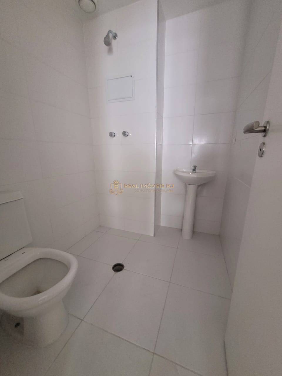 Apartamento à venda com 2 quartos, 70m² - Foto 6