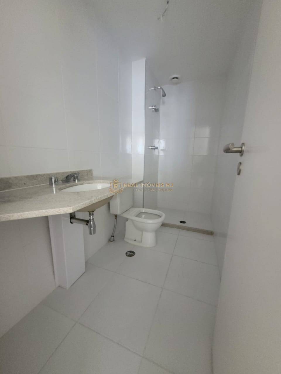 Apartamento à venda com 2 quartos, 70m² - Foto 11