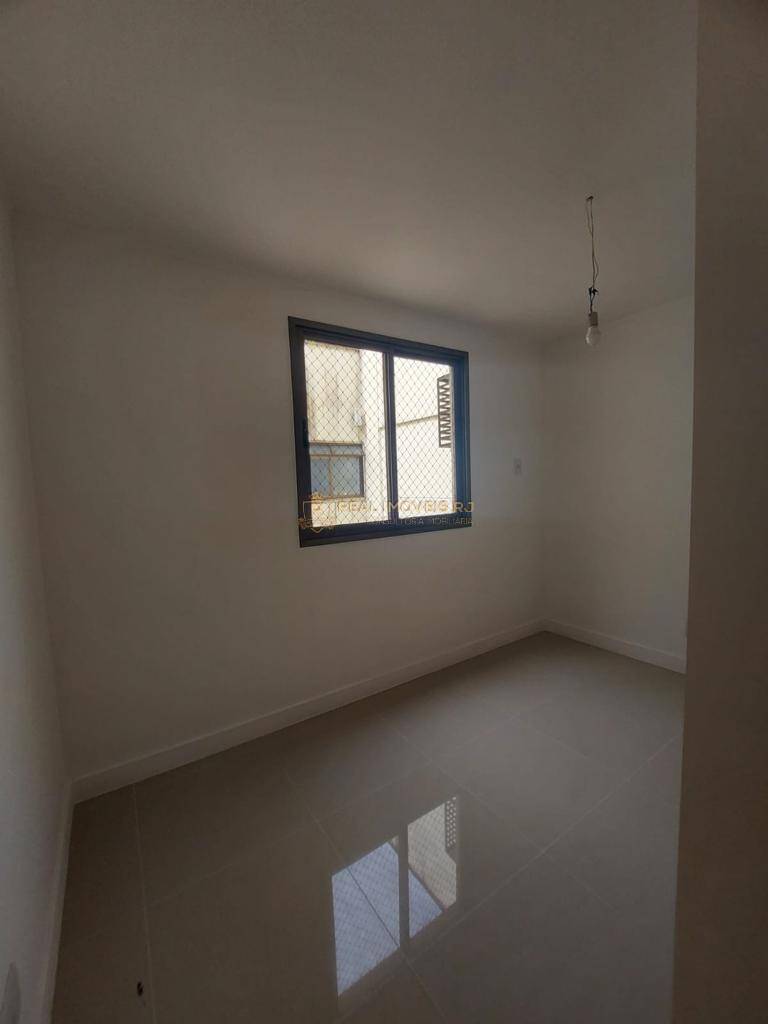 Apartamento à venda com 3 quartos, 168m² - Foto 10