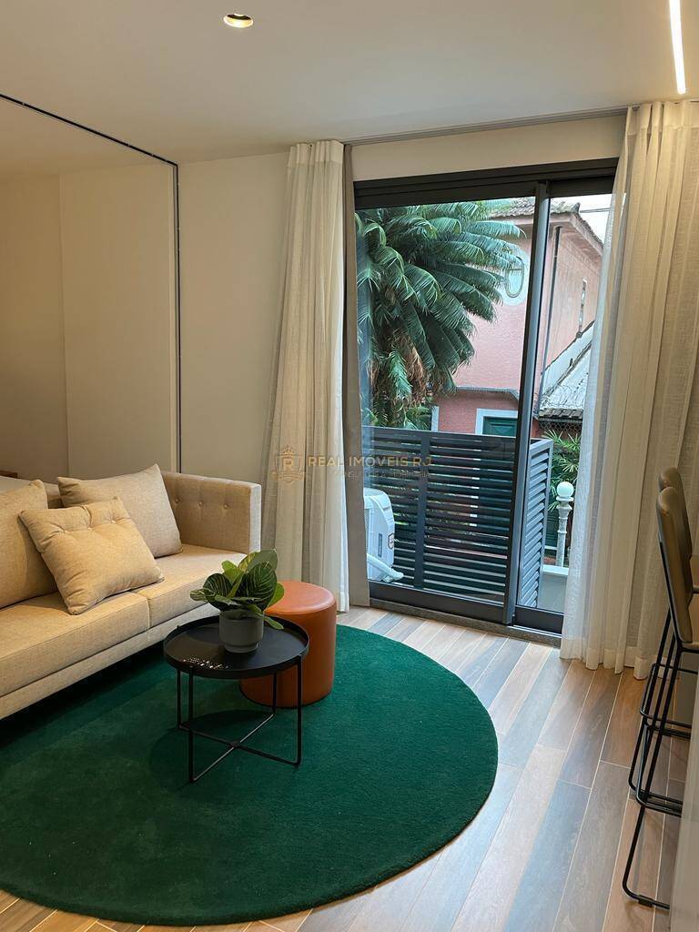 Apartamento à venda com 1 quarto, 28m² - Foto 1