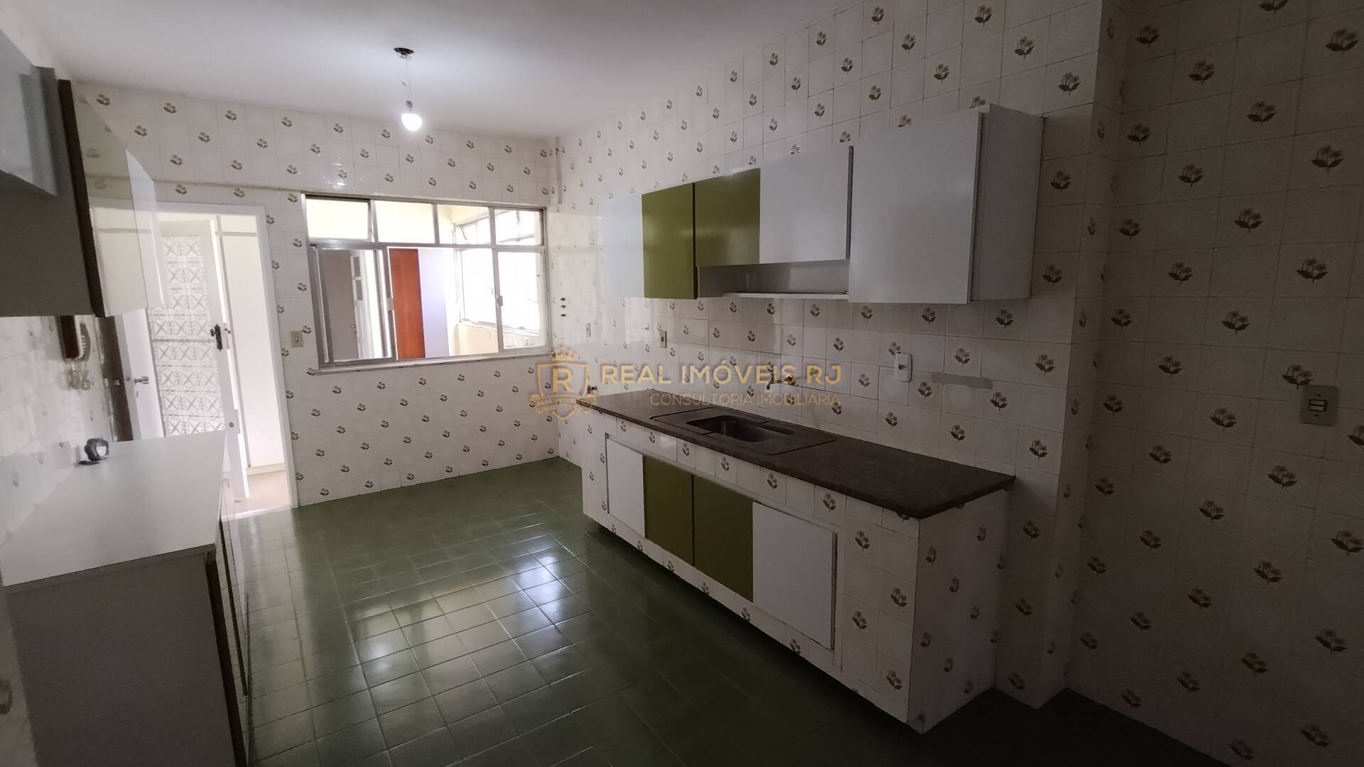 Apartamento à venda com 4 quartos, 160m² - Foto 8