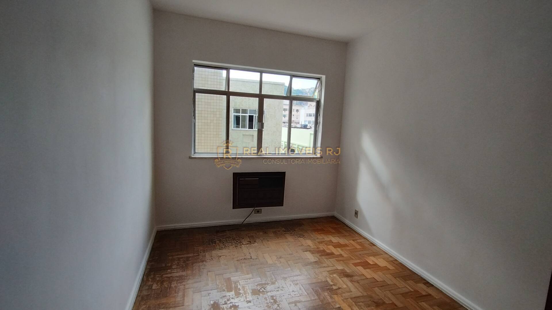 Apartamento à venda com 4 quartos, 160m² - Foto 21