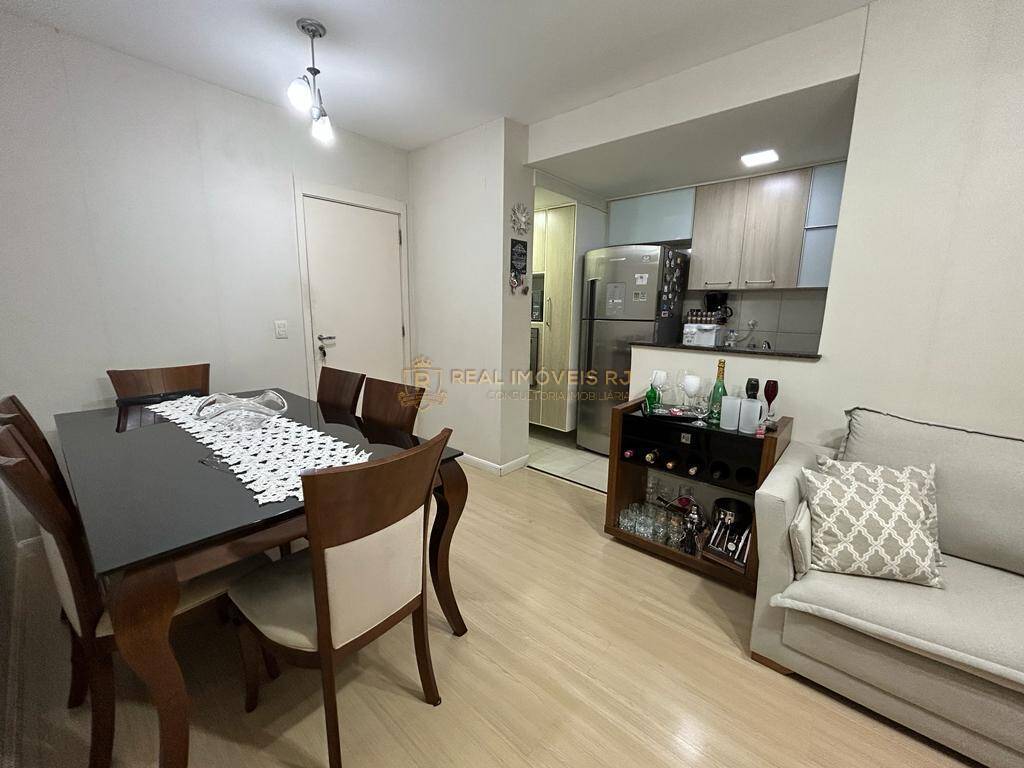 Apartamento à venda com 2 quartos, 78m² - Foto 3