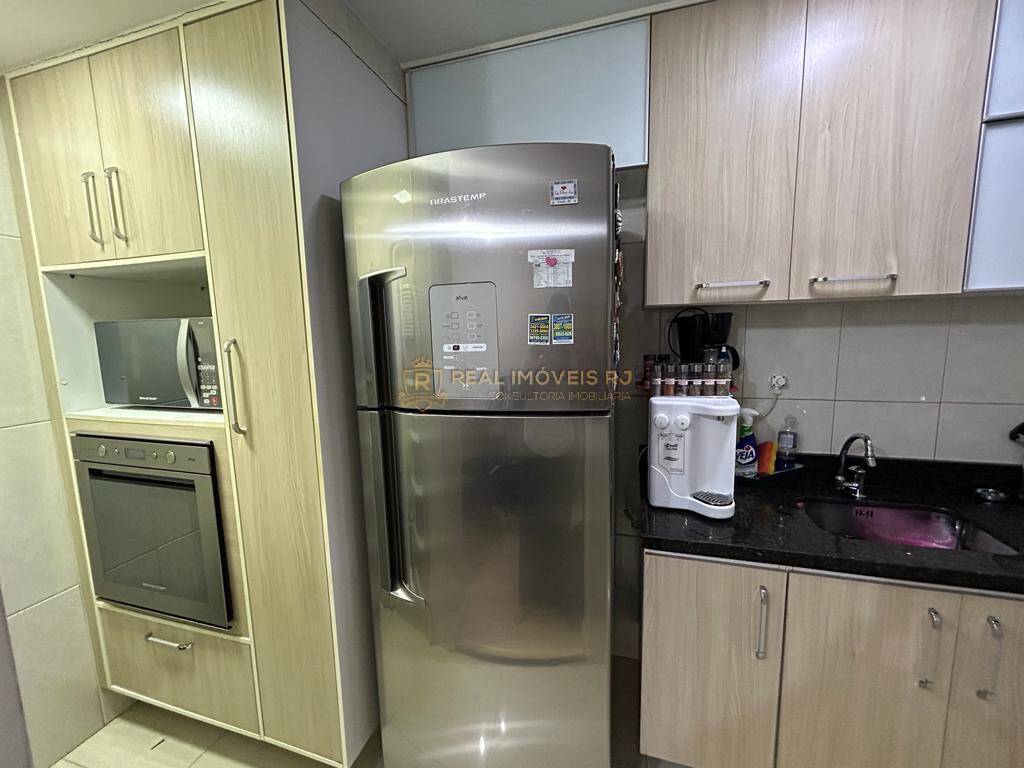 Apartamento à venda com 2 quartos, 78m² - Foto 12