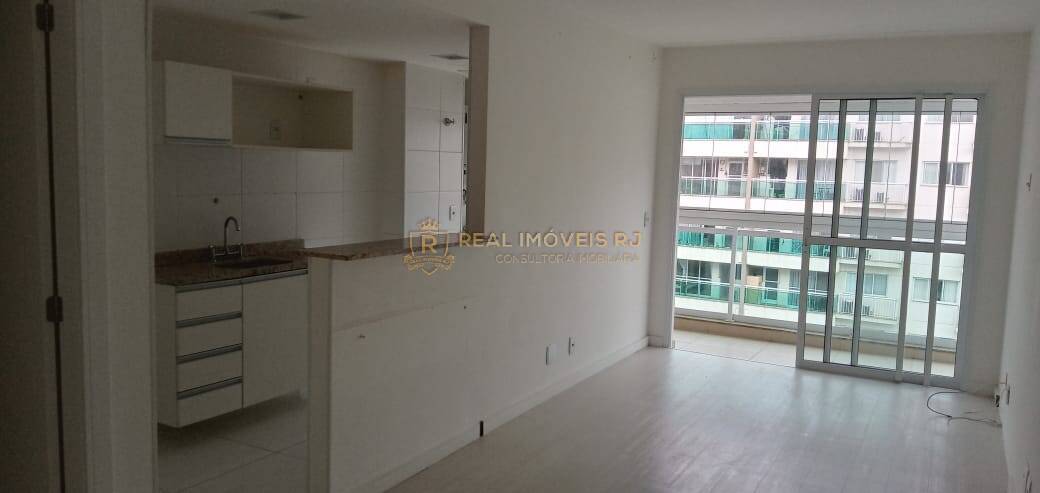 Apartamento à venda com 2 quartos, 76m² - Foto 1