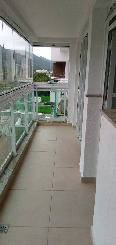 Apartamento à venda com 2 quartos, 76m² - Foto 15