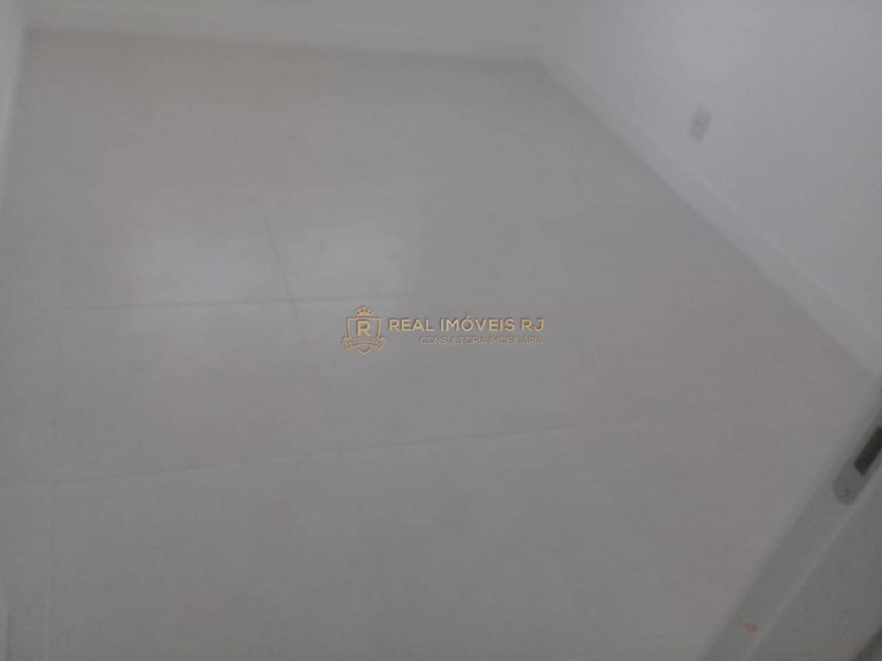 Apartamento à venda com 2 quartos, 85m² - Foto 11