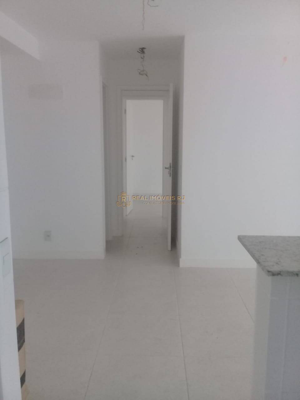 Apartamento à venda com 2 quartos, 85m² - Foto 7