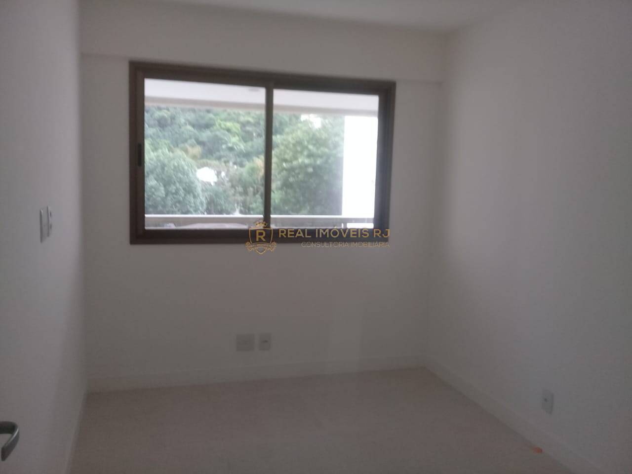 Apartamento à venda com 2 quartos, 85m² - Foto 12