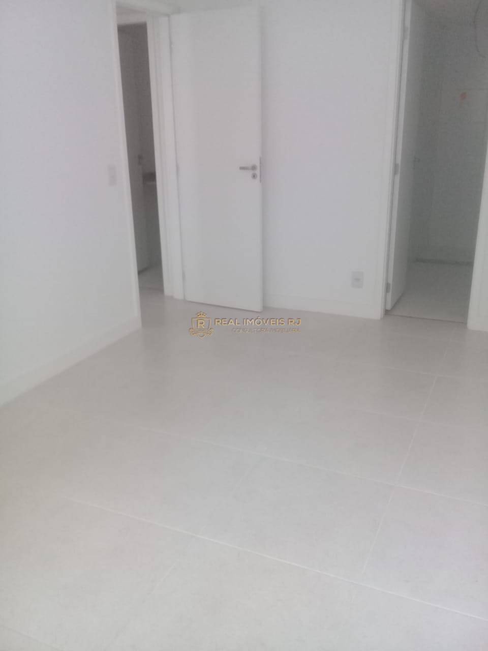 Apartamento à venda com 2 quartos, 85m² - Foto 18