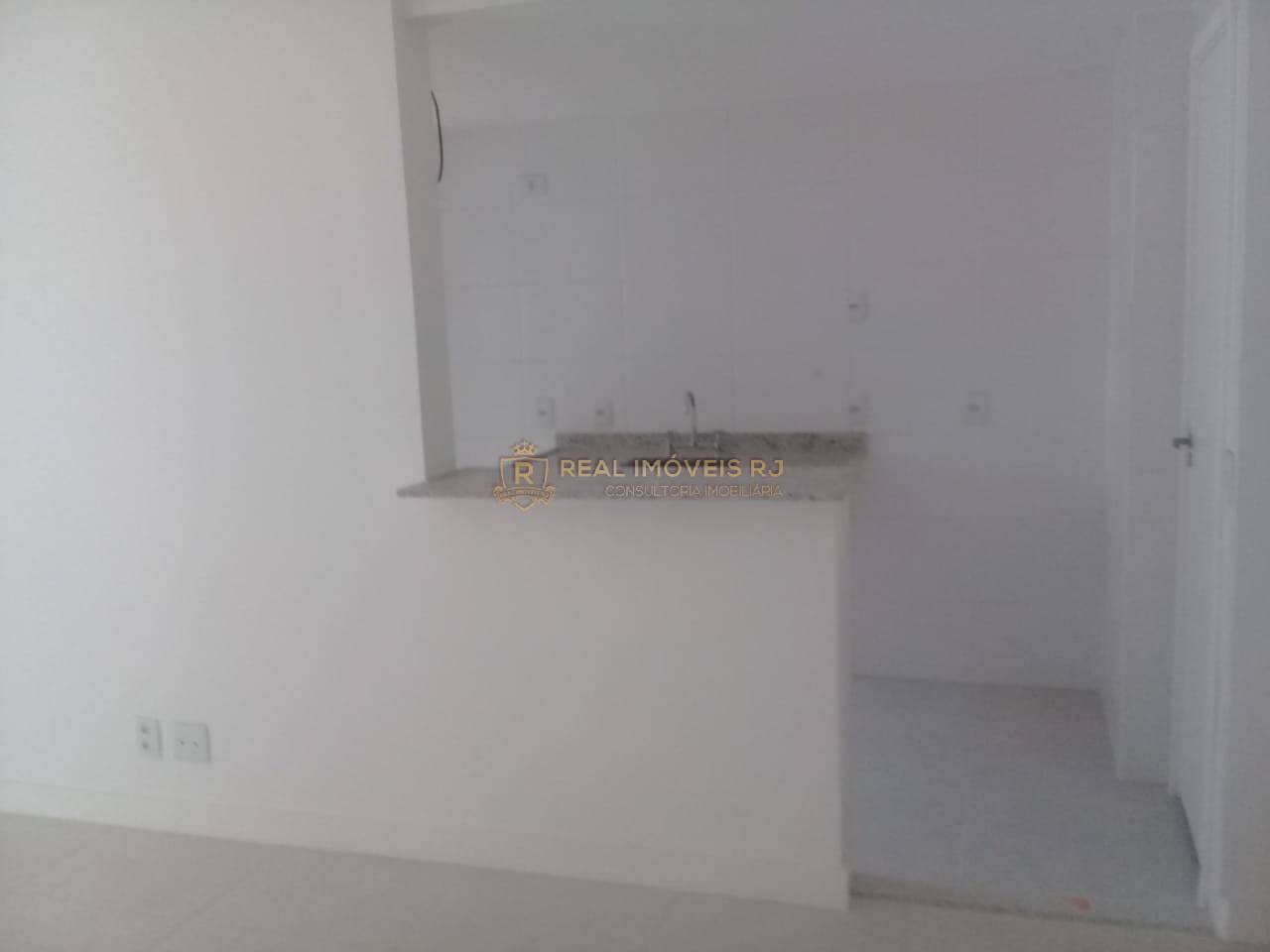 Apartamento à venda com 2 quartos, 85m² - Foto 24