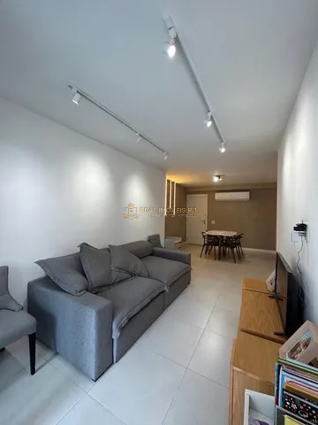 Apartamento à venda com 3 quartos, 92m² - Foto 8