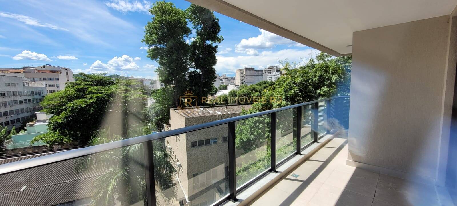 Apartamento à venda com 2 quartos, 76m² - Foto 5