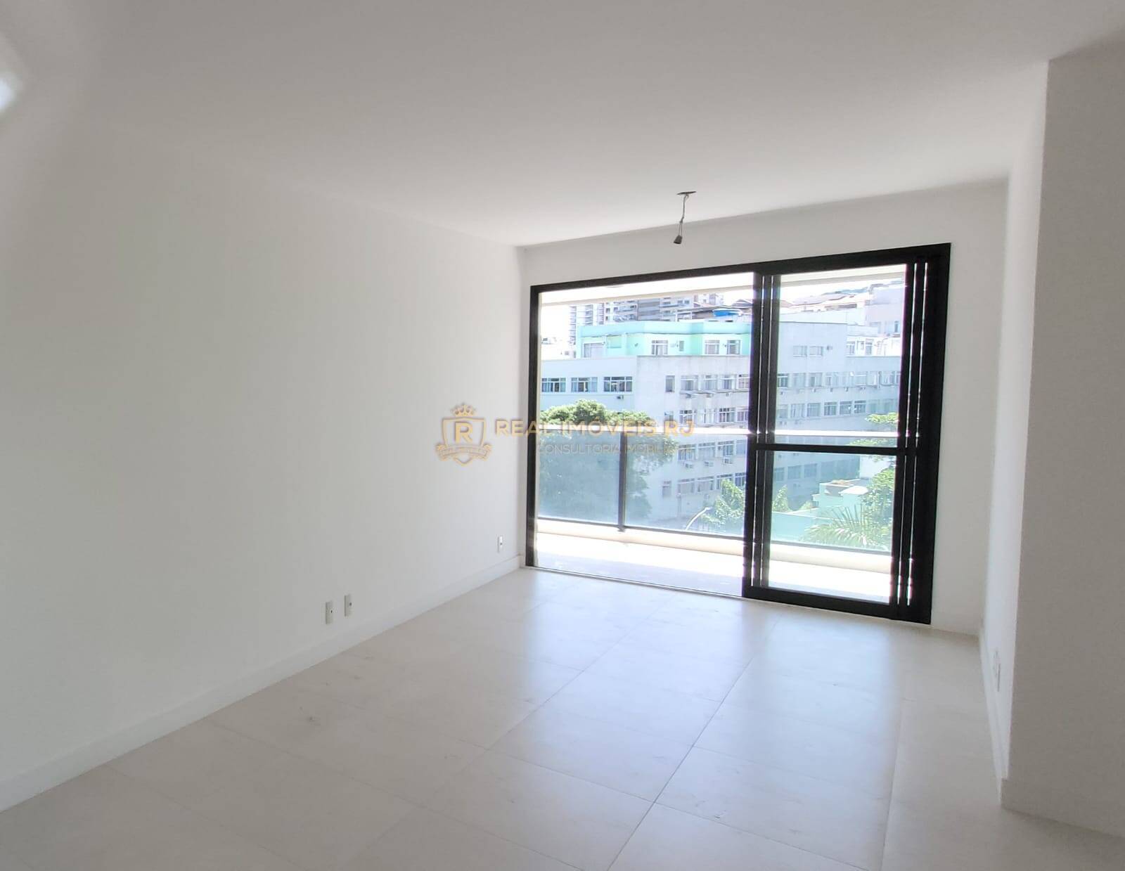 Apartamento à venda com 2 quartos, 76m² - Foto 8