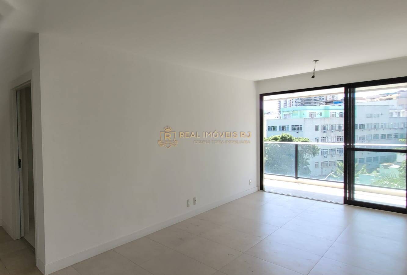 Apartamento à venda com 2 quartos, 76m² - Foto 10