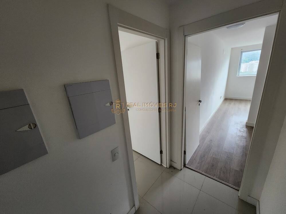 Apartamento à venda com 2 quartos, 79m² - Foto 5