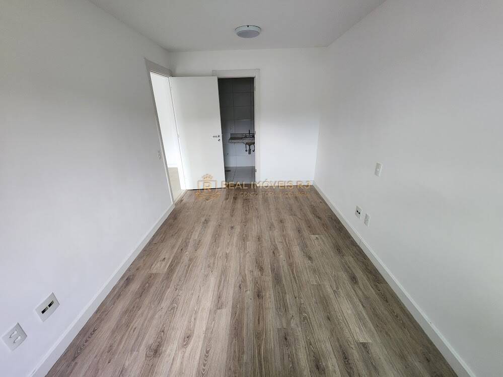 Apartamento à venda com 2 quartos, 79m² - Foto 13