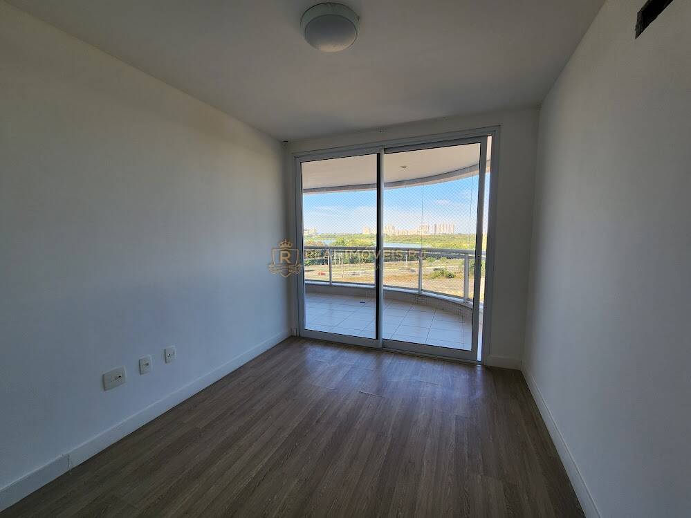 Apartamento à venda com 3 quartos, 110m² - Foto 11