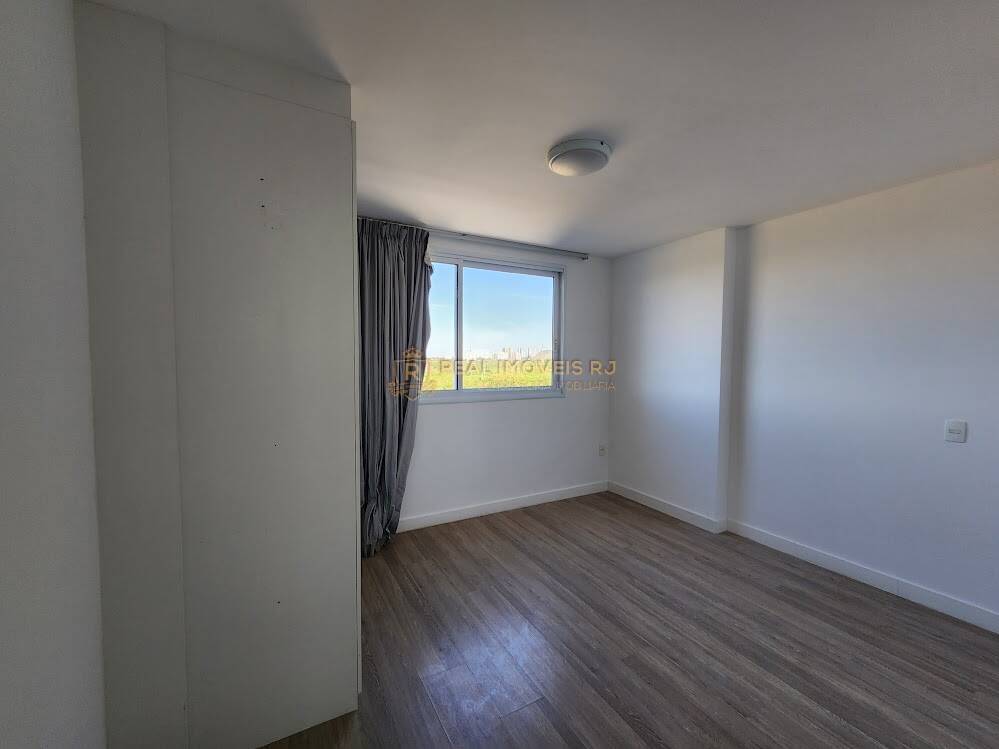 Apartamento à venda com 3 quartos, 110m² - Foto 17