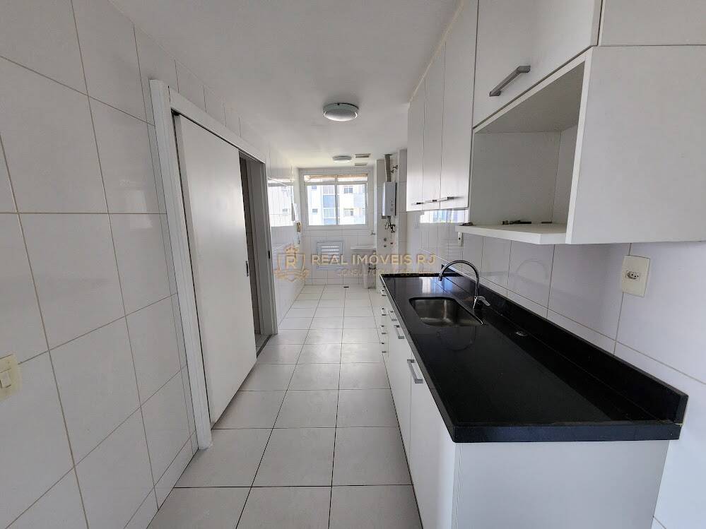 Apartamento à venda com 3 quartos, 110m² - Foto 22