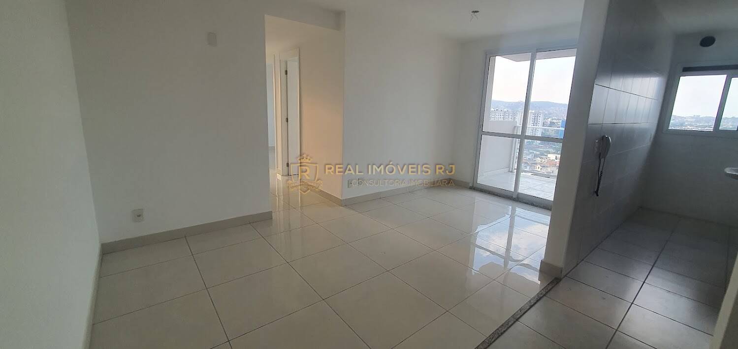 Apartamento à venda com 3 quartos, 70m² - Foto 1