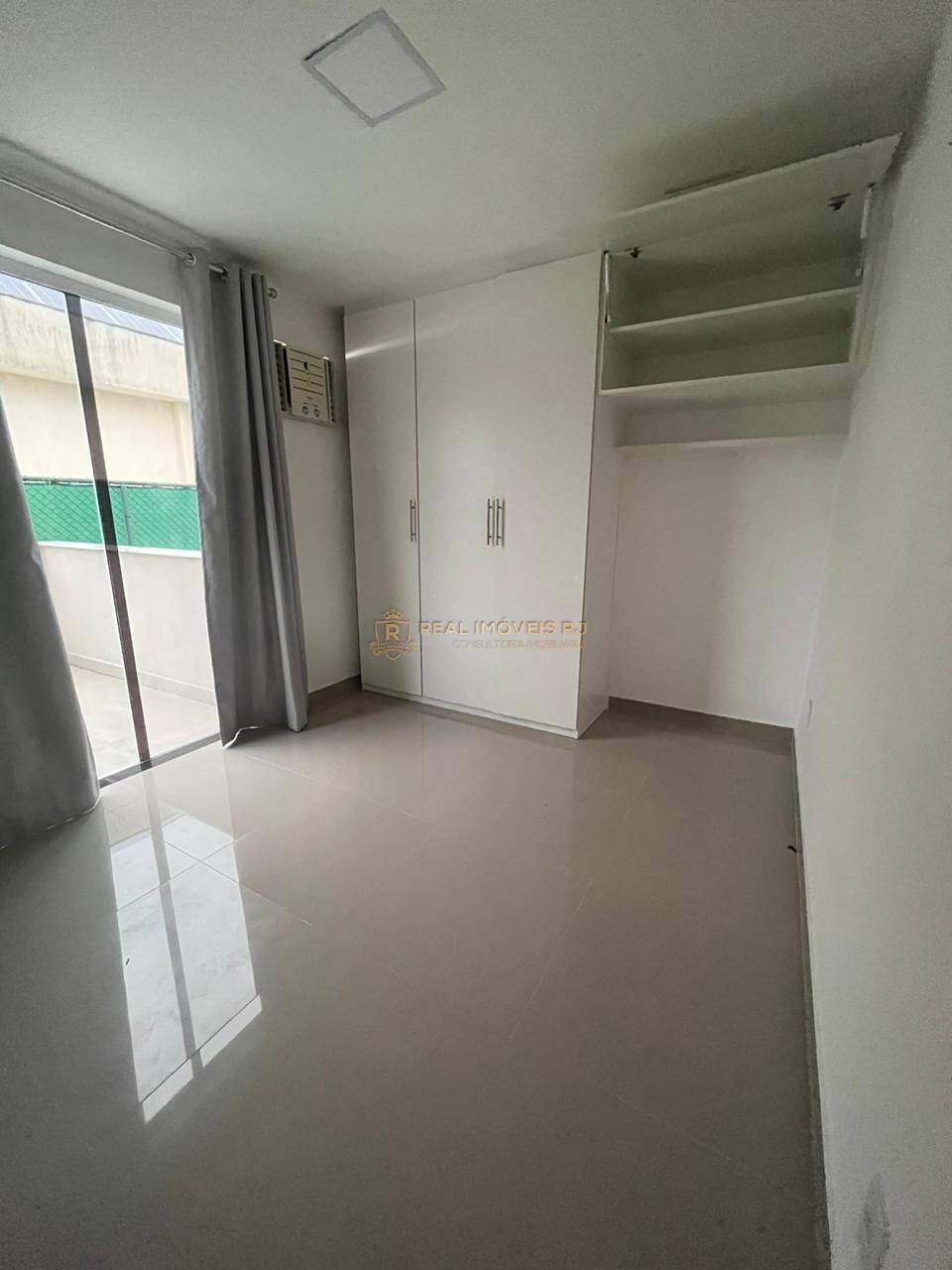 Casa à venda com 3 quartos, 370m² - Foto 15