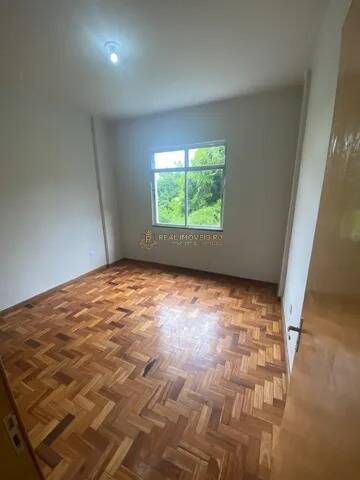 Apartamento à venda com 2 quartos, 57m² - Foto 6