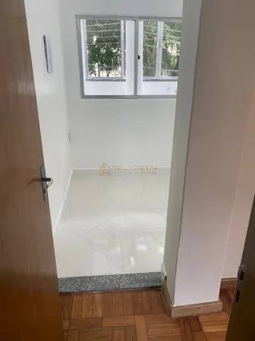 Apartamento à venda com 2 quartos, 57m² - Foto 10