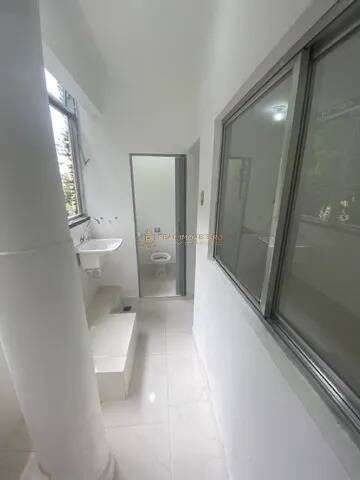 Apartamento à venda com 2 quartos, 57m² - Foto 13