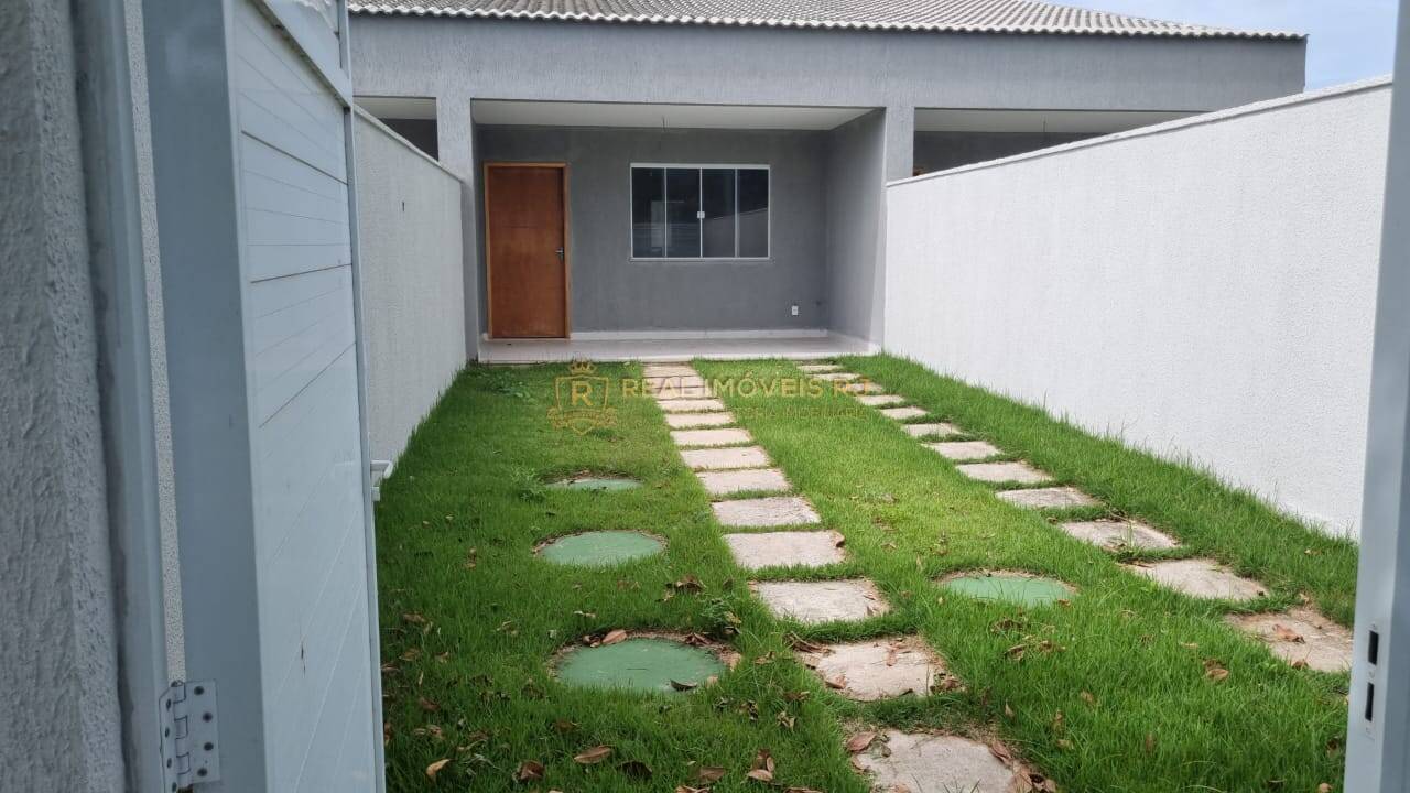 Casa à venda com 2 quartos, 95m² - Foto 2