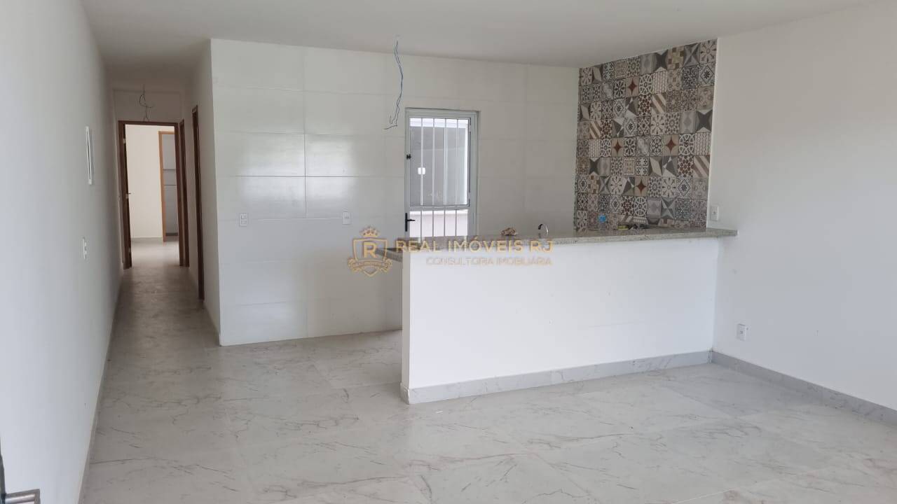 Casa à venda com 2 quartos, 95m² - Foto 1