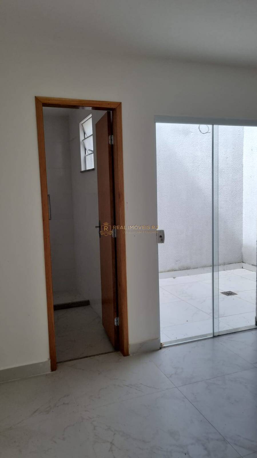 Casa à venda com 2 quartos, 95m² - Foto 8