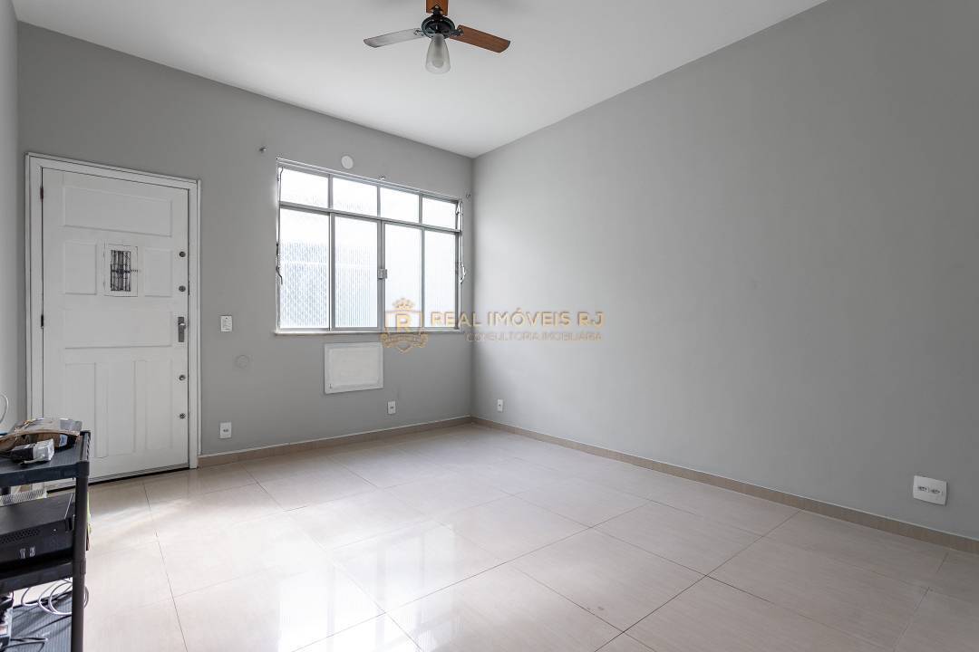 Apartamento à venda com 4 quartos, 105m² - Foto 1