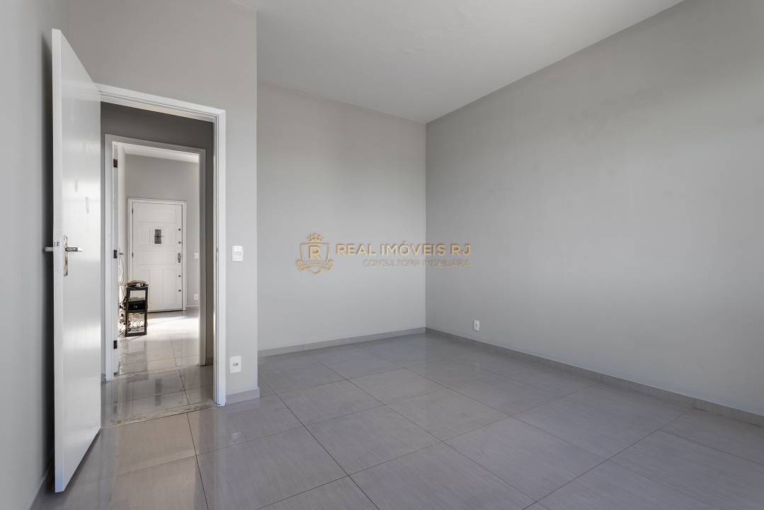 Apartamento à venda com 4 quartos, 105m² - Foto 9