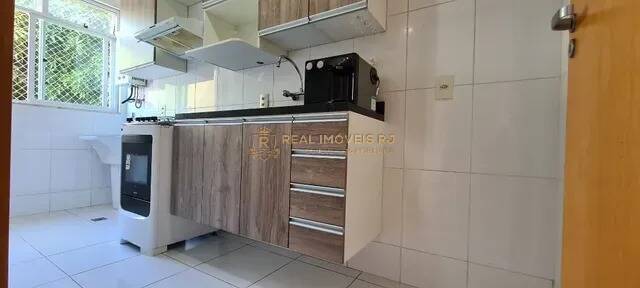 Apartamento à venda com 2 quartos, 59m² - Foto 4