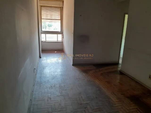 Apartamento à venda com 4 quartos, 87m² - Foto 2