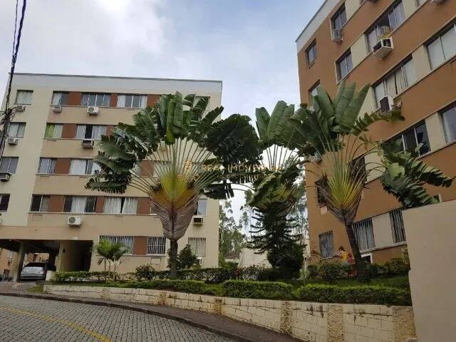 Apartamento à venda com 3 quartos, 60m² - Foto 2