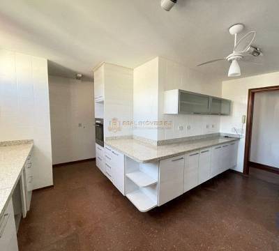 Apartamento à venda com 4 quartos, 170m² - Foto 6