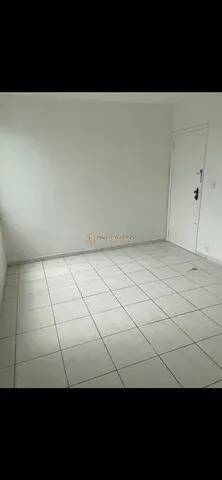 Apartamento à venda com 2 quartos, 64m² - Foto 1