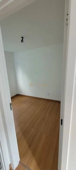 Apartamento à venda com 2 quartos, 44m² - Foto 9